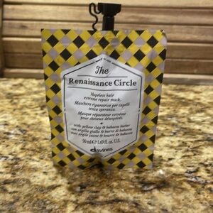 Davines Renaissance Circle Hair Mask with Yellow and Black Design